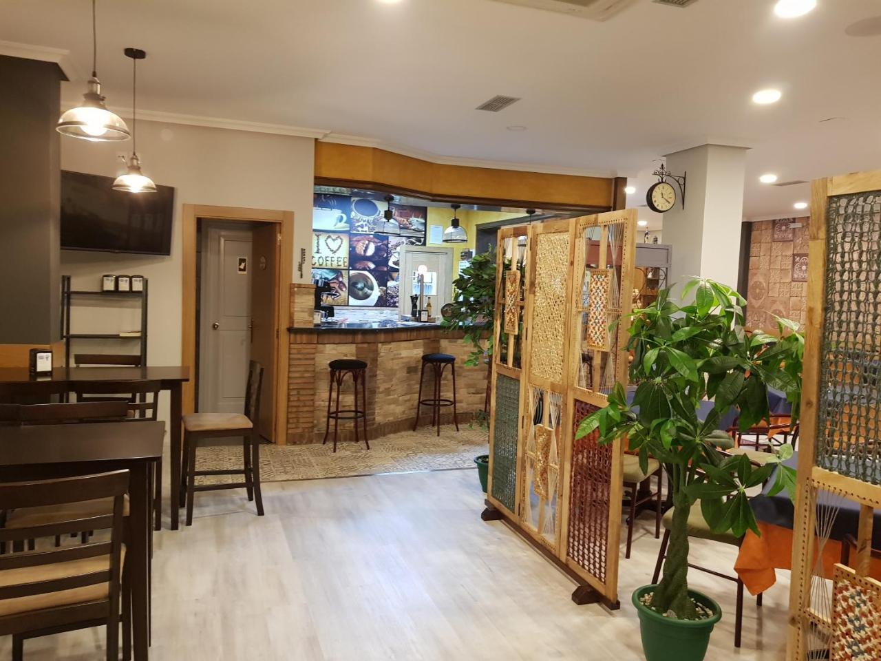 Hostal Restaurante El Abuelo Trobajo Del Camino Ngoại thất bức ảnh
